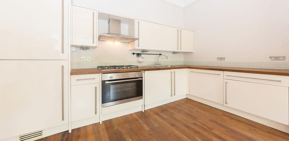 Modern Apartment Heath Drive, Hampstead